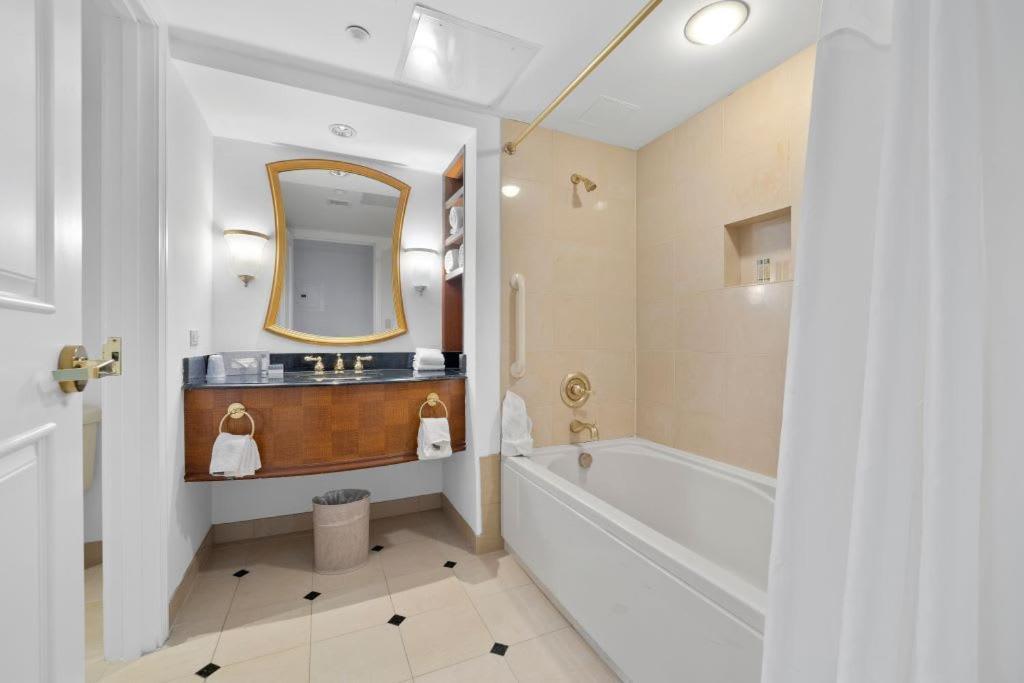 Cozysuites At Showboat Spacious 2Br 3Ba Ocean Front Condo Атлантик Сити Экстерьер фото